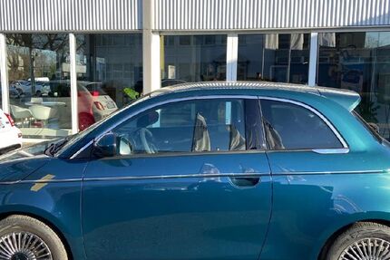 Fiat 500e 5.000 km 19.990 &euro; Asperg 71679