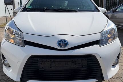 Toyota Yaris 224.000 km 5.350 &euro; Pfedelbach 74629