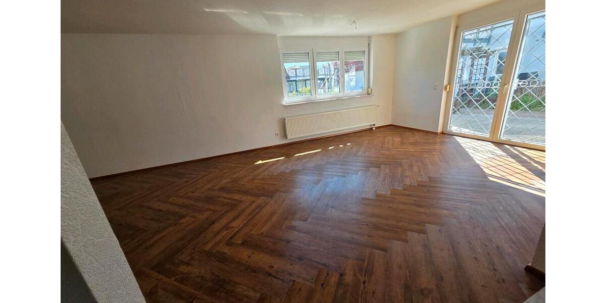 Maisonettenwohnung Brackenheim - 4 Zimmer, 121 m&sup2;, 1.520&euro; | Angebot:26567975
