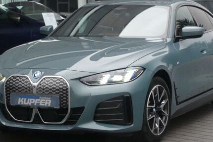 BMW i4 17.060 km 48.800 &euro; Vaihingen / Enz 71665