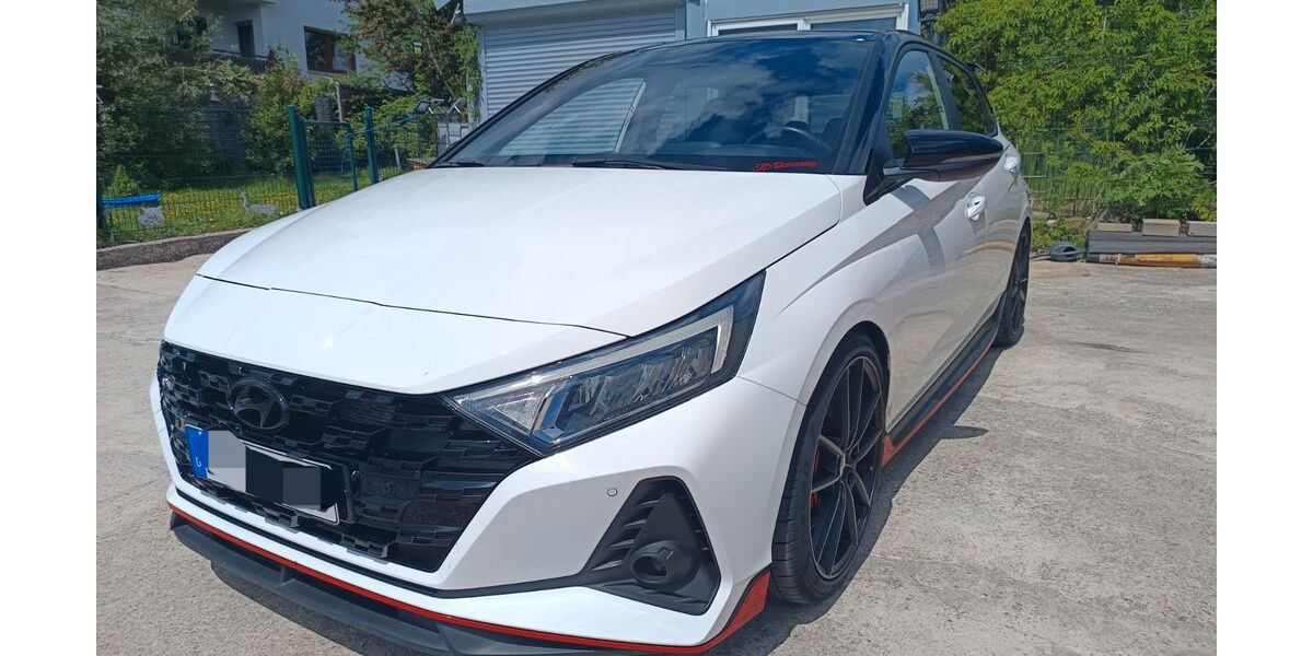 Hyundai i20 45.000 km 25.000 &euro; Spiegelberg 71579