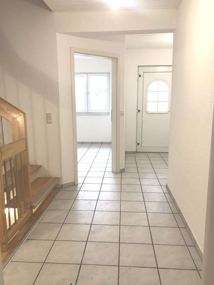 Haus zum Kaufen in Sinsheim Steinsfurt 559.000 € 163 m²