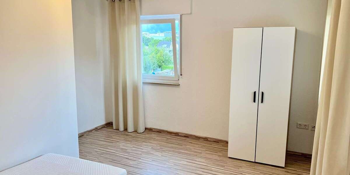 Einfamilienhaus Sinsheim - 6 Zimmer, 162 m&sup2;, 400&euro; | Angebot:25065154