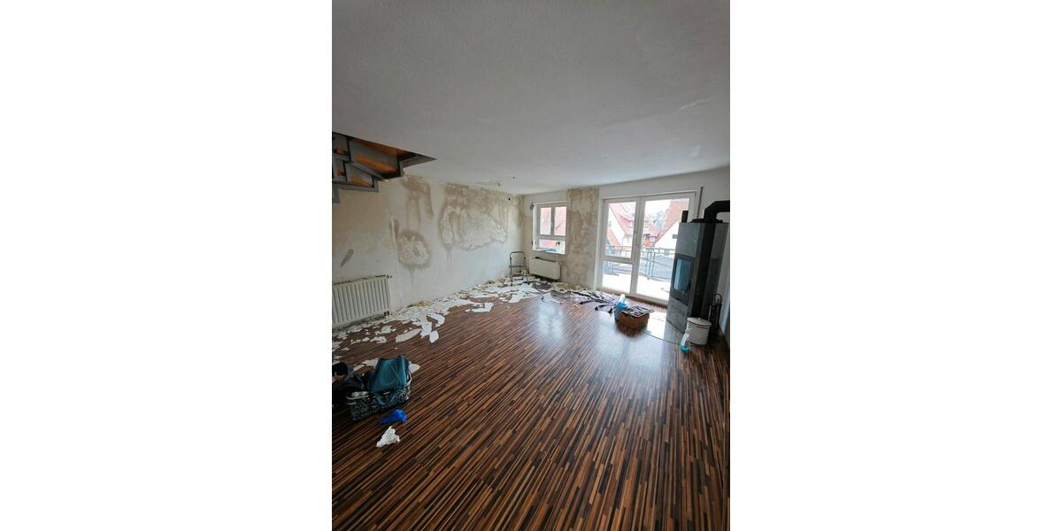 Maisonettenwohnung Brackenheim - 4.5 Zimmer, 100 m&sup2;, 1.400&euro; | Angebot:25152124