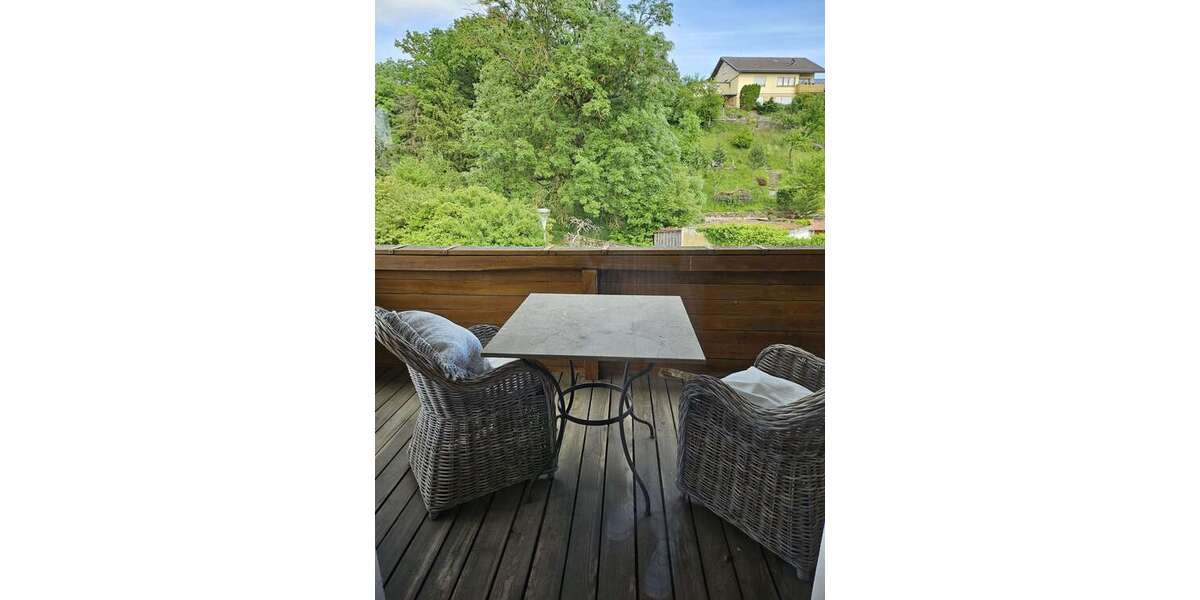 Einfamilienhaus Kirchardt - 8 Zimmer, 250 m&sup2;, 1.800&euro; | Angebot:27310570