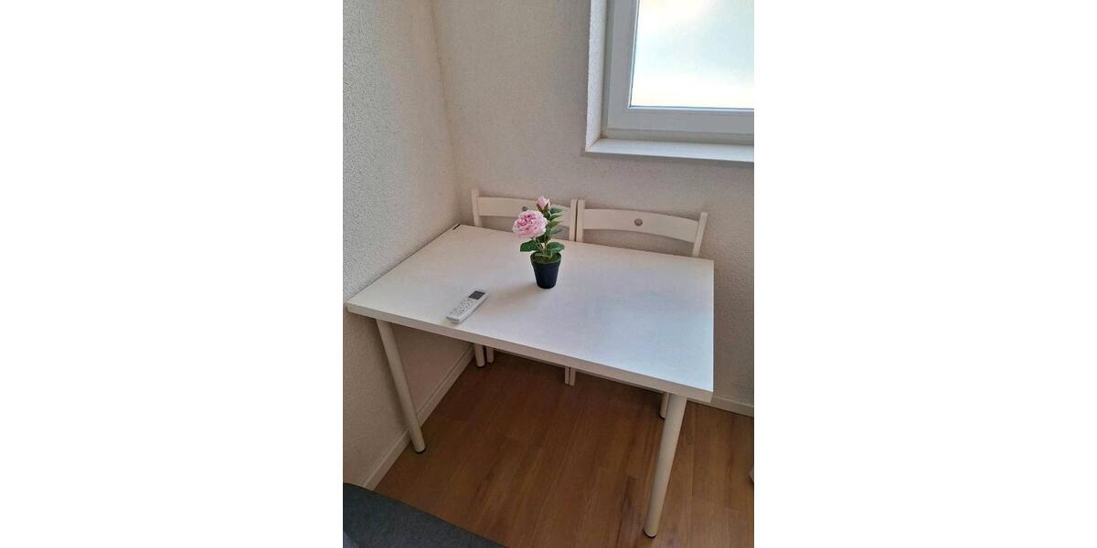 Erdgeschoßwohnung Möglingen - 1 Zimmer, 15 m&sup2;, 340&euro; | Angebot:26316460