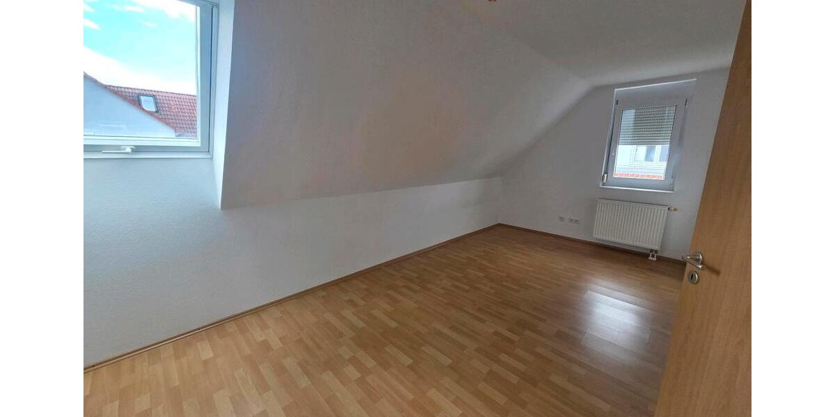 Maisonettenwohnung Brackenheim - 4 Zimmer, 121 m&sup2;, 1.520&euro; | Angebot:26567975
