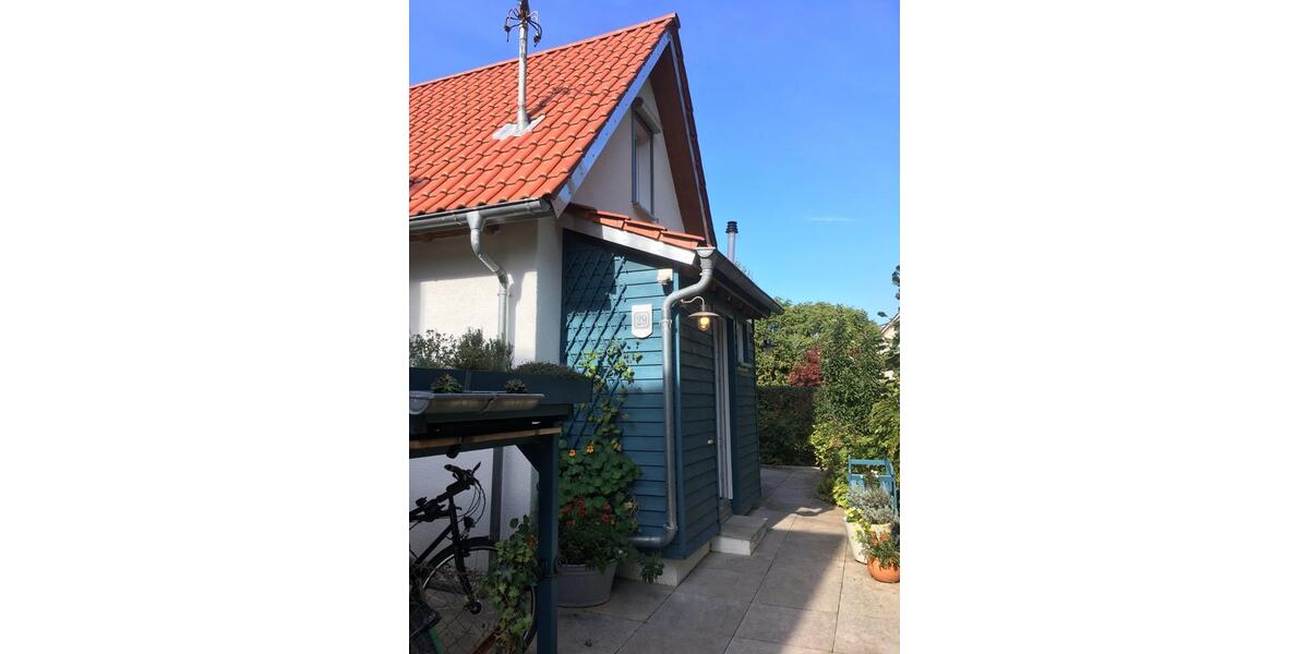 Kleines freistehendes Haus für 2 Jahre(evtl. länger) zu vermieten 2 zimmer