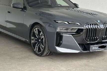 BMW 740 18.000 km 121.799 &euro; Öhringen 74613