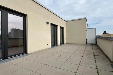 Wohnung Bad Friedrichshall - 4 Zimmer, 133 m&sup2;, 1.794&euro; | Angebot:26068589