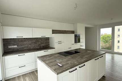Wohnung Möglingen - 4 Zimmer, 126 m&sup2;, 2.000&euro; | Angebot:26503049