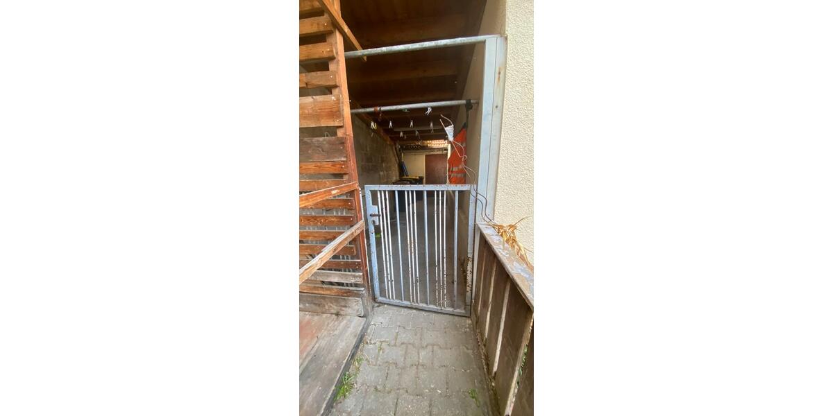 Doppelhaushälfte Lauffen am Neckar - 4 Zimmer, 80 m&sup2;, 210.000&euro; | Angebot:26253898