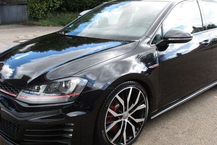 VW Golf