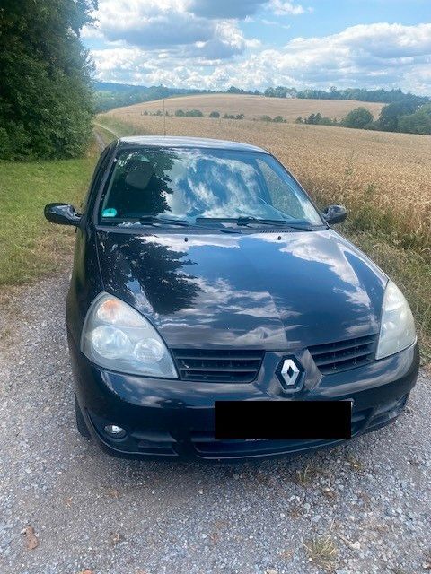 Renault Clio 205.327 km 1.200 € Pfaffenhofen 74397