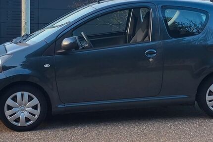 Toyota Aygo (X) 70.000 km 3.500 &euro; Leingarten 74211