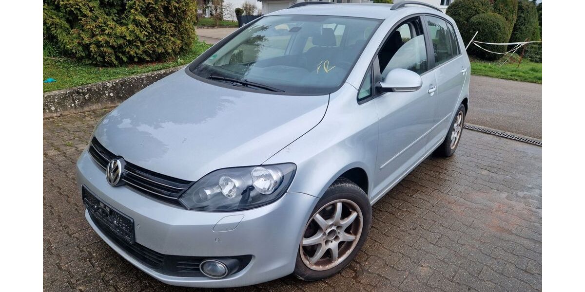 VW Golf 95.000 km 6.500 &euro; Langenbrettach 74243