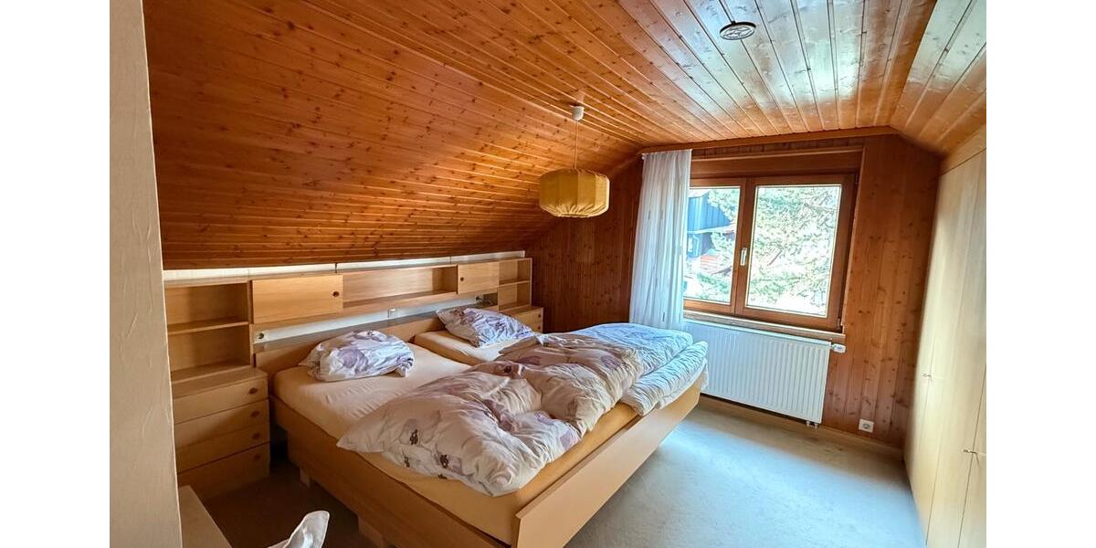 Einfamilienhaus Wüstenrot - 12 Zimmer, 131 m&sup2;, 1.500&euro; | Angebot:26122485
