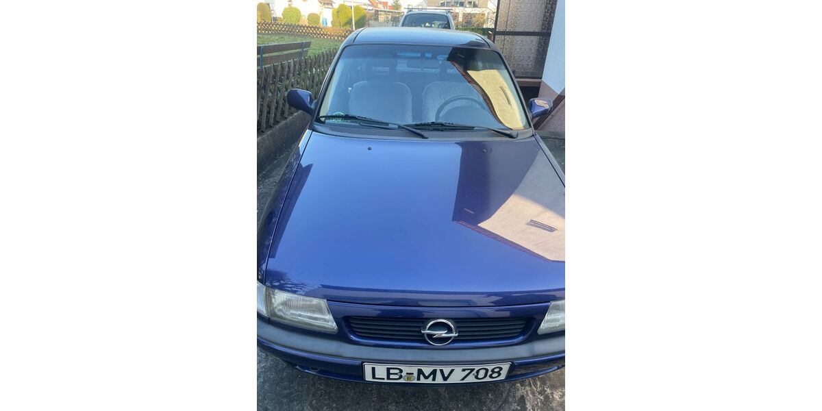 Opel Astra 46.000 km 2.500 &euro; Ludwigsburg 71638