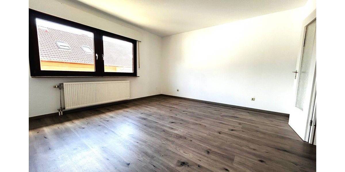Reihenendhaus Ludwigsburg / Poppenweiler Poppenweiler - 4 Zimmer, 117 m&sup2;, 1.630&euro; | Angebot:26835231