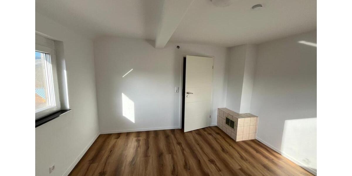 Einfamilienhaus Pfaffenhofen - 6 Zimmer, 200 m&sup2;, 1.750&euro; | Angebot:24700311