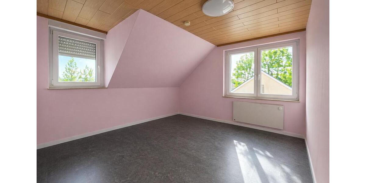 Dachgeschoßwohnung Heilbronn Kernstadt - 3 Zimmer, 80 m&sup2;, 1.000&euro; | Angebot:26329379