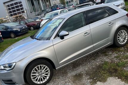 Audi A3 180.000 km 9.800 € Ludwigsburg 71642