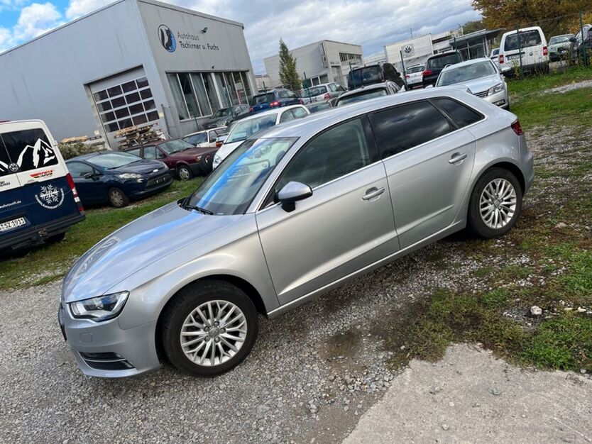 Audi A3 180.000 km 9.800 € Ludwigsburg 71642
