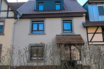 Haus Billigheim - 5 Zimmer, 168 m&sup2;, 1.600&euro; | Angebot:25803243