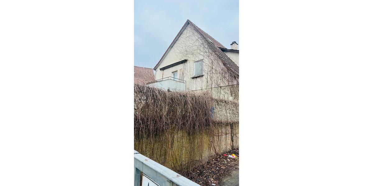Mehrfamilienhaus, Wohnhaus Heilbronn Kernstadt - 7 Zimmer, 150 m&sup2;, 299.000&euro; | Angebot:25150363