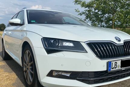 Skoda Superb 94.000 km 19.900 € Bönnigheim 74357