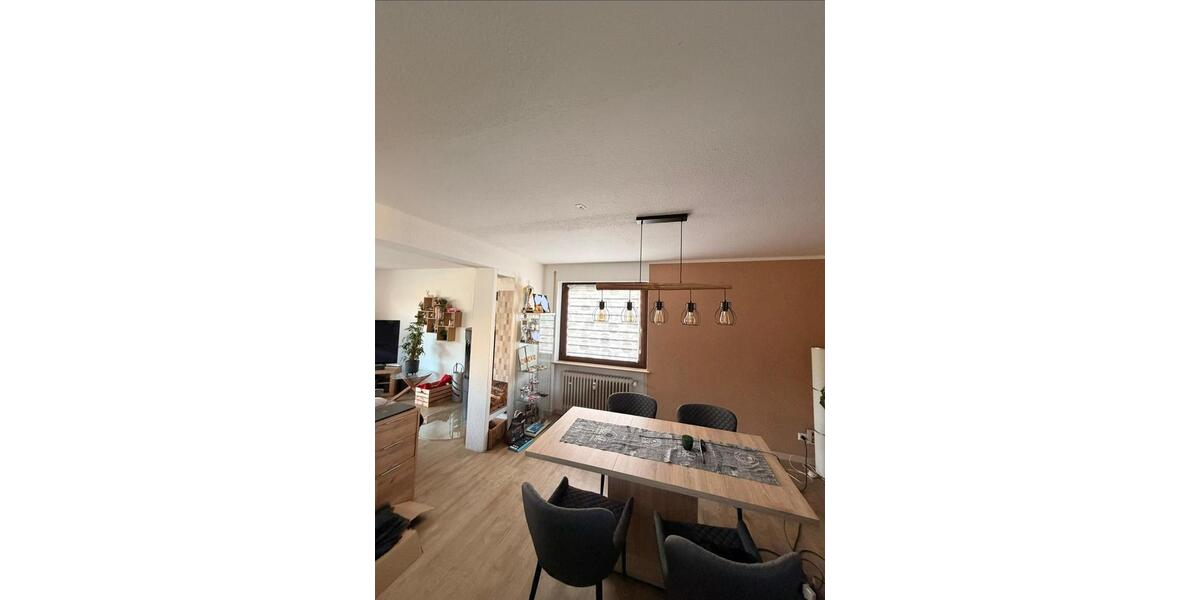 Etagenwohnung Backnang - 2.5 Zimmer, 82 m&sup2;, 940&euro; | Angebot:26619571