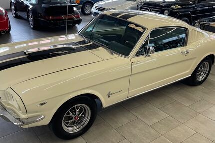 Ford Mustang 9.999 km 64.900 &euro; Wüstenrot-Neuhütten 71543