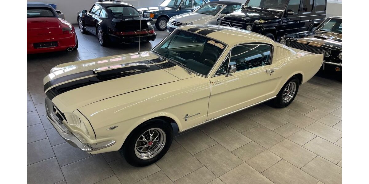 Ford Mustang 9.999 km 64.900 &euro; Wüstenrot-Neuhütten 71543