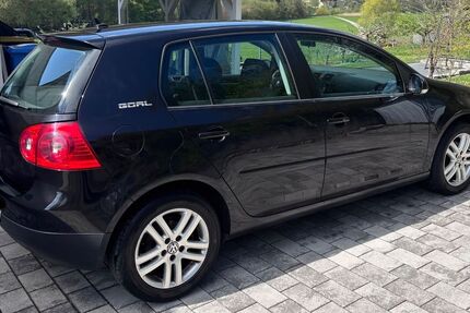 VW Golf 122.500 km 5.499 &euro; Untergruppenbach 74199