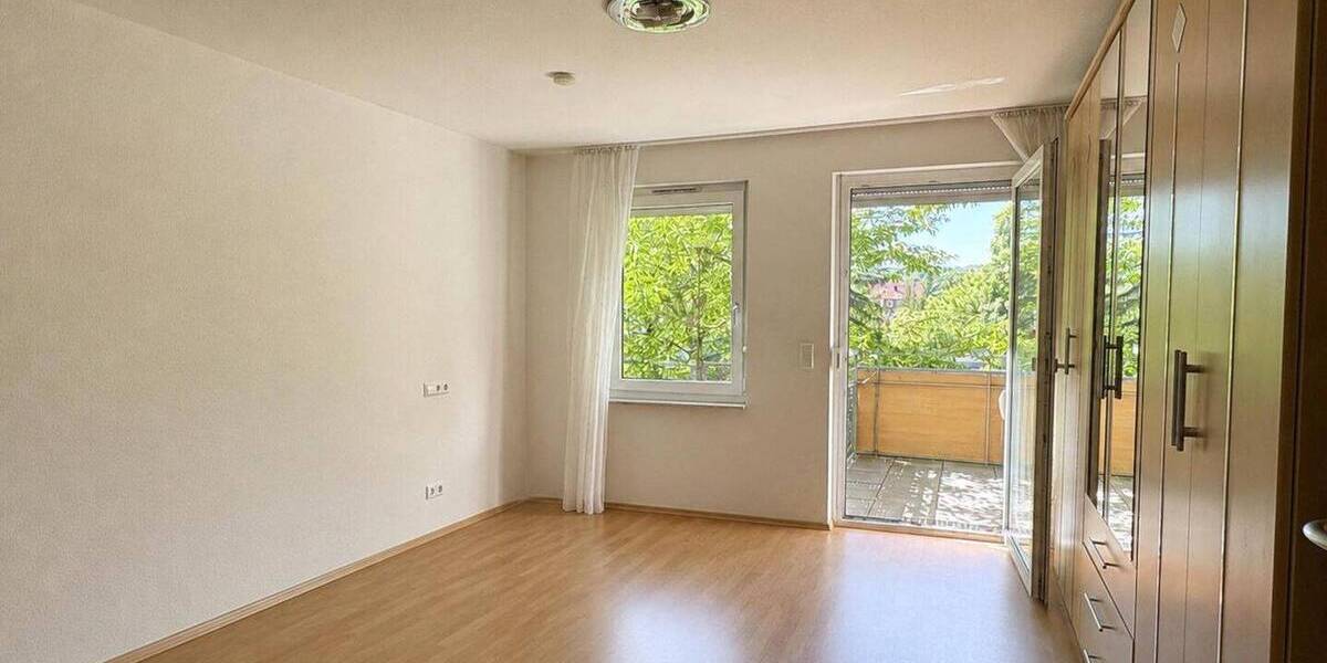 Etagenwohnung Ludwigsburg Eglosheim - 2 Zimmer, 60 m&sup2;, 800&euro; | Angebot:26686979