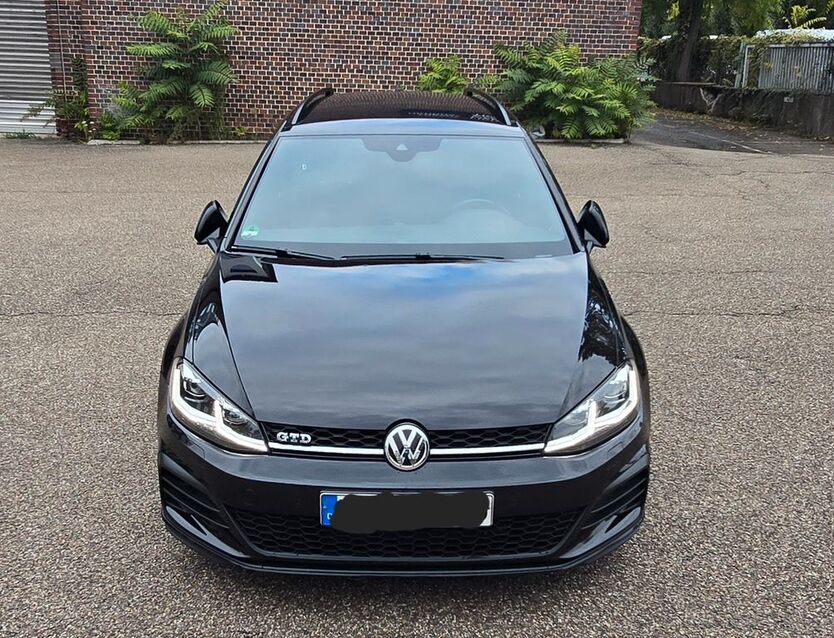 VW Golf 142.463 km 16.300 € Vaihingen an der Enz 71665