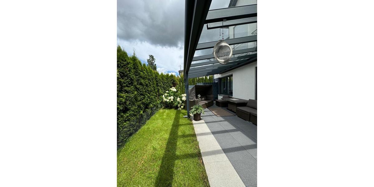 Doppelhaushälfte Brackenheim - 4.5 Zimmer, 145 m&sup2;, 740.000&euro; | Angebot:26074032