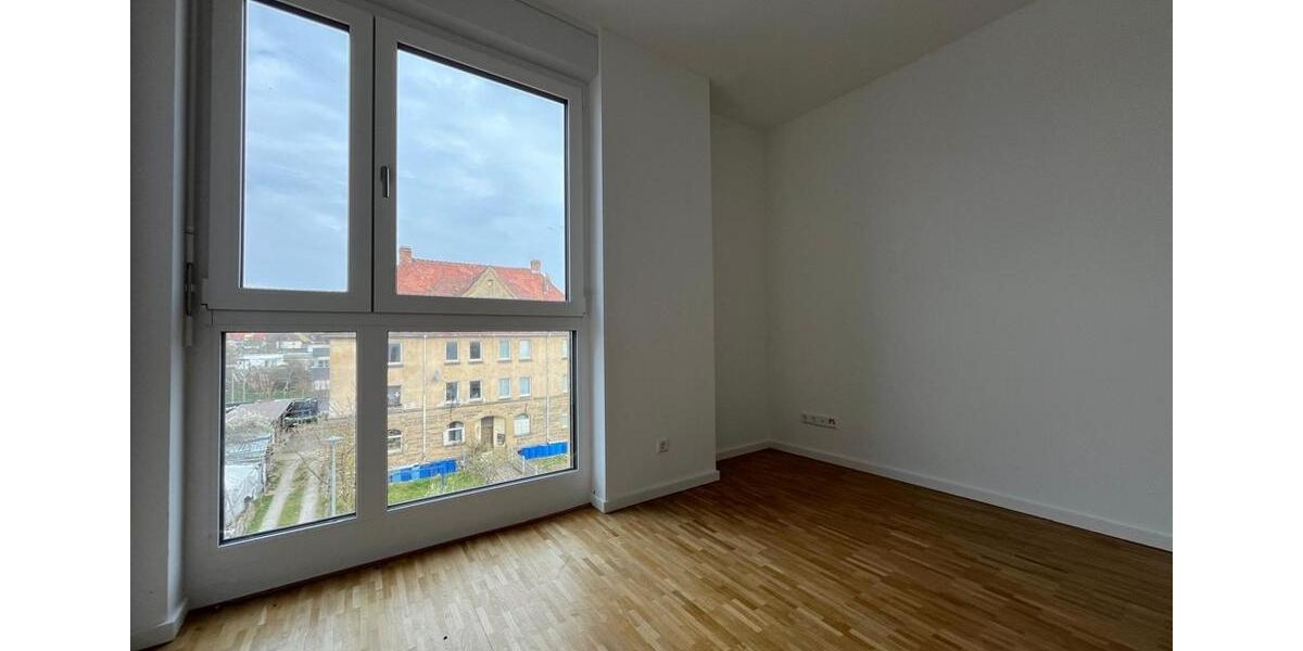 Etagenwohnung Bad Friedrichshall - 4 Zimmer, 133 m&sup2;, 1.794&euro; | Angebot:26068589