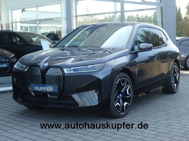 BMW iX 7.290 km 67.400 &euro; Vaihingen / Enz 71665
