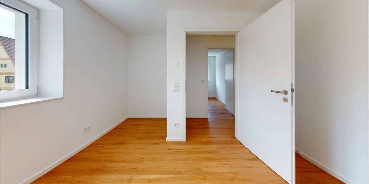 Etagenwohnung Sternenfels Diefenbach - 4 Zimmer, 110 m&sup2;, 1.560&euro; | Angebot:26390910