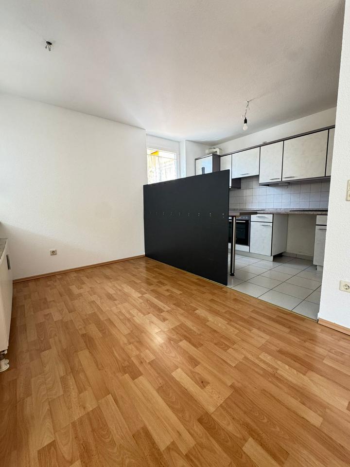 Helle 3-Zimmer Wohnung mit Balkon in Heilbronn-Sontheim (2Jahre) zimmer