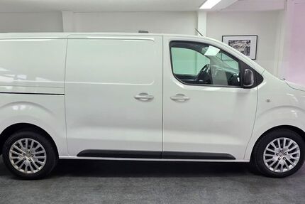 Opel Vivaro 79.000 km 15.990 € Asperg/Ludwigsburg bei Stuttgart 71679