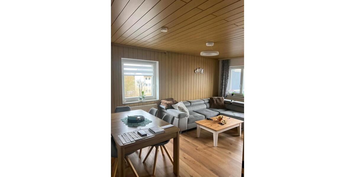 Etagenwohnung Marbach am Neckar - 4 Zimmer, 74 m&sup2;, 279.000&euro; | Angebot:25945430