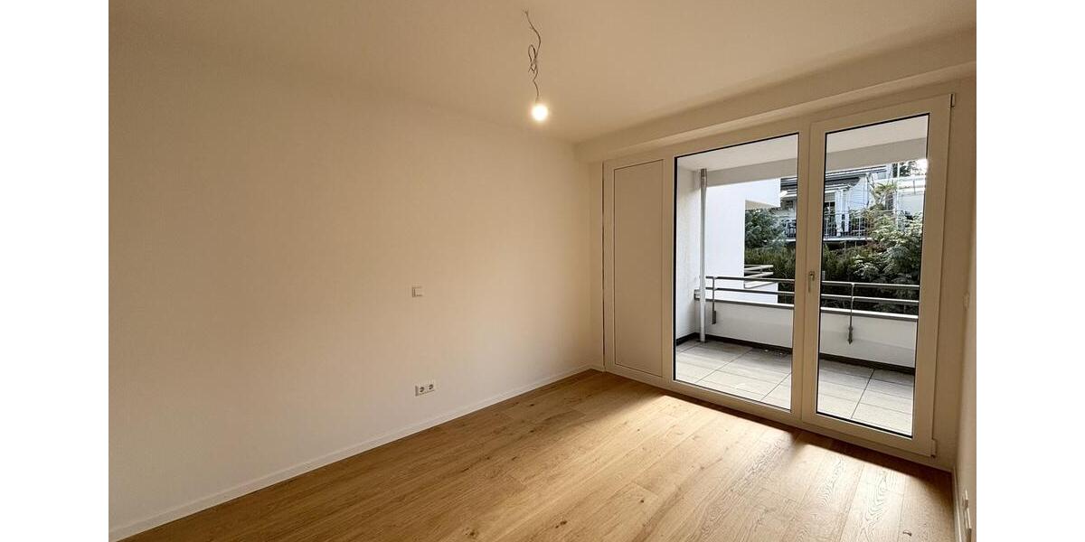 Exklusive 4 -Zimmer-Neubauwohnung inkl. EBK und Süd-Balkon 4 zimmer