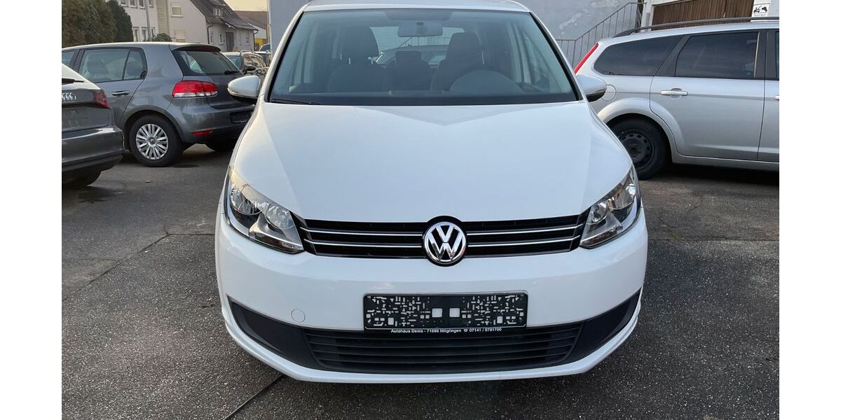 VW Touran 125.900 km 8.999 &euro; Möglingen 71696