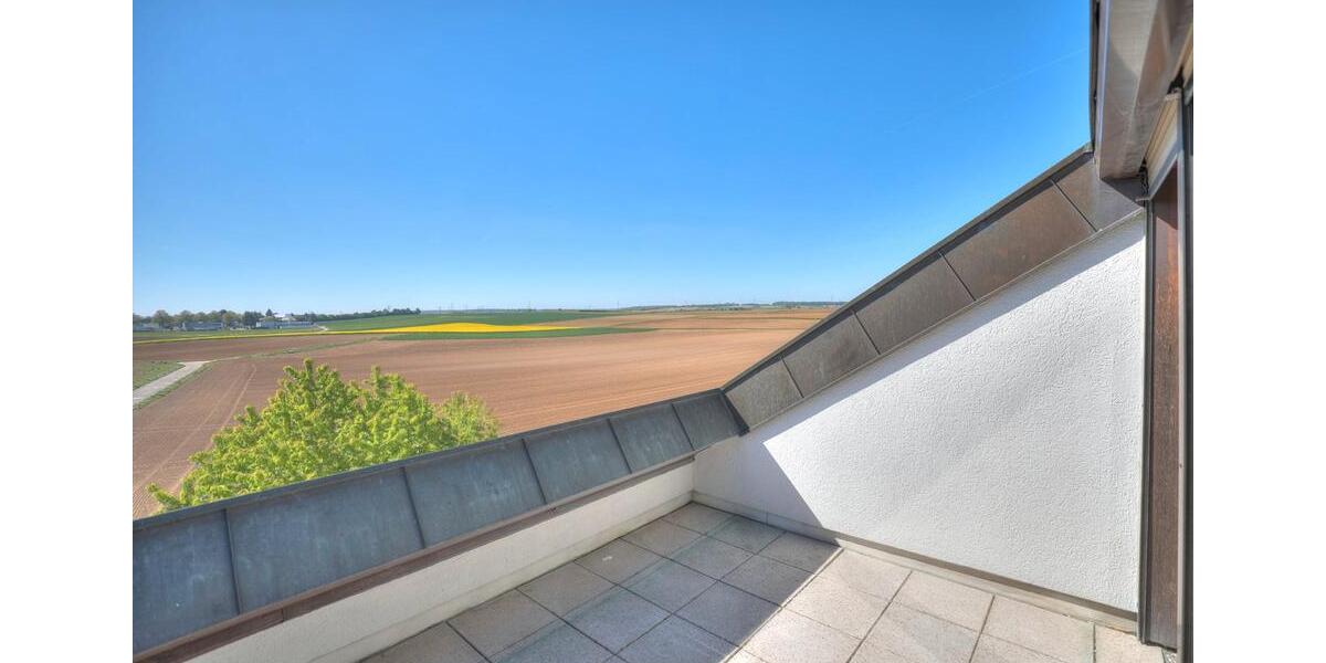 Dachgeschoßwohnung Heilbronn Böckingen - 4 Zimmer, 85 m&sup2;, 1.190&euro; | Angebot:26588248