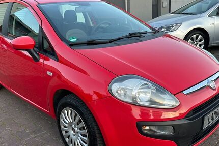 Fiat Punto 129.000 km 4.890 € Gundelsheim 74831