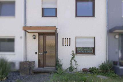 Charmantes Reihenmittelhaus mit Garten in ruhiger Lage von Heilbronn 4 zimmer