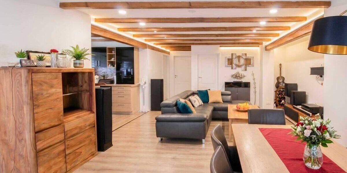 Bauernhaus, Landhaus Brackenheim Hausen - 4 Zimmer, 107 m&sup2;, 360.000&euro; | Angebot:26826100