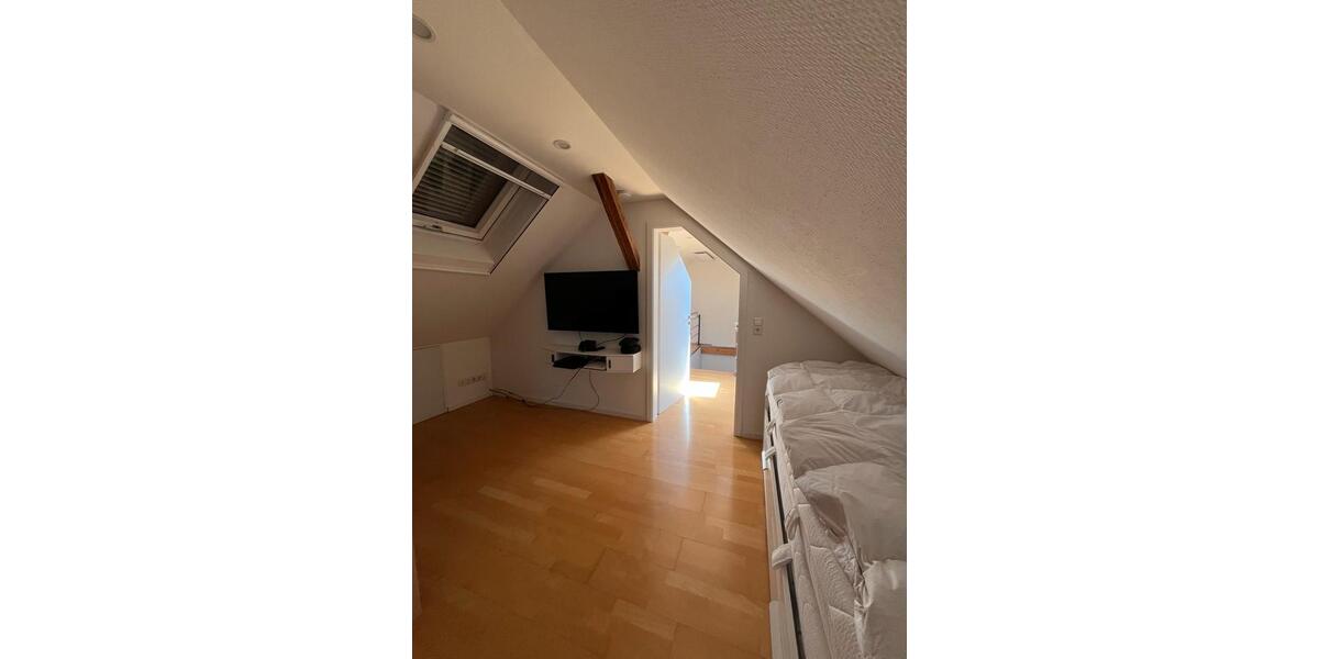 Maisonettenwohnung Ludwigsburg Oßweil - 4.5 Zimmer, 112 m&sup2;, 549.000&euro; | Angebot:27084022